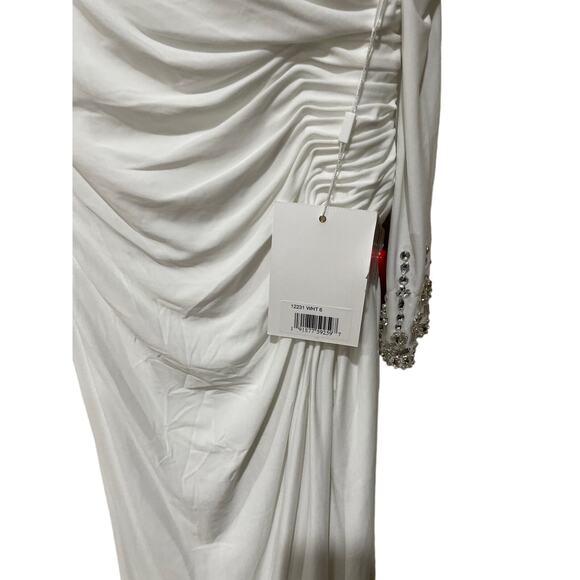Mac Duggal BEADED CUFF DROP SHOULDER GOWN Size 6 - Picture 8 of 12